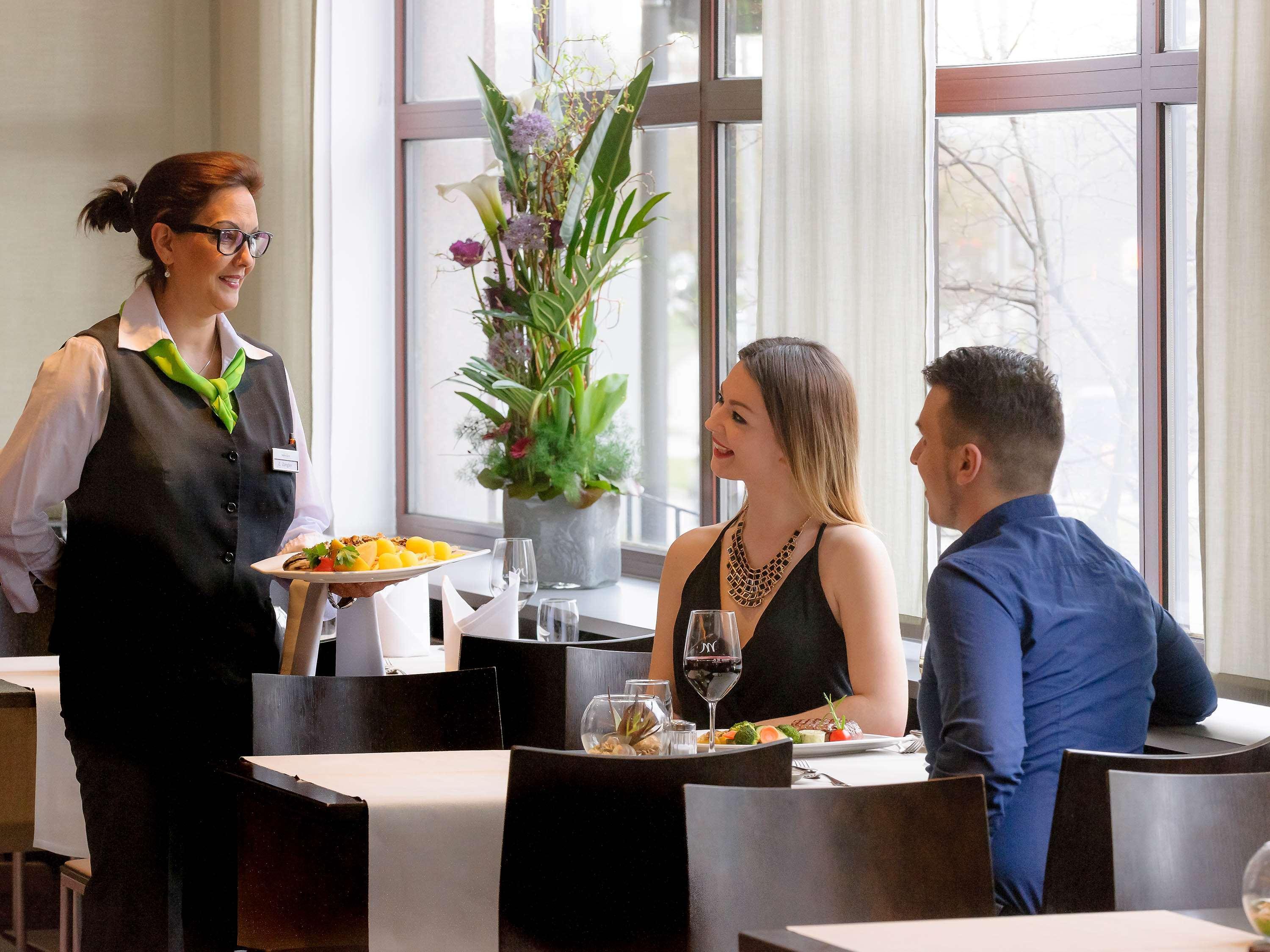 Mercure Hotel Muenchen Sued Messe Екстериор снимка