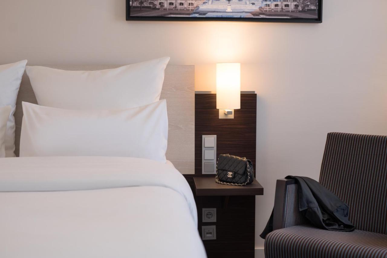 Mercure Hotel Muenchen Sued Messe Екстериор снимка