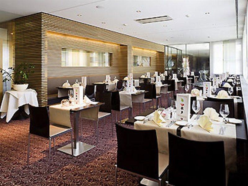 Mercure Hotel Muenchen Sued Messe Екстериор снимка