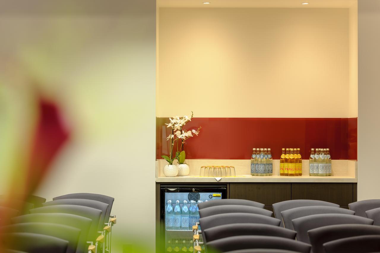 Mercure Hotel Muenchen Sued Messe Екстериор снимка
