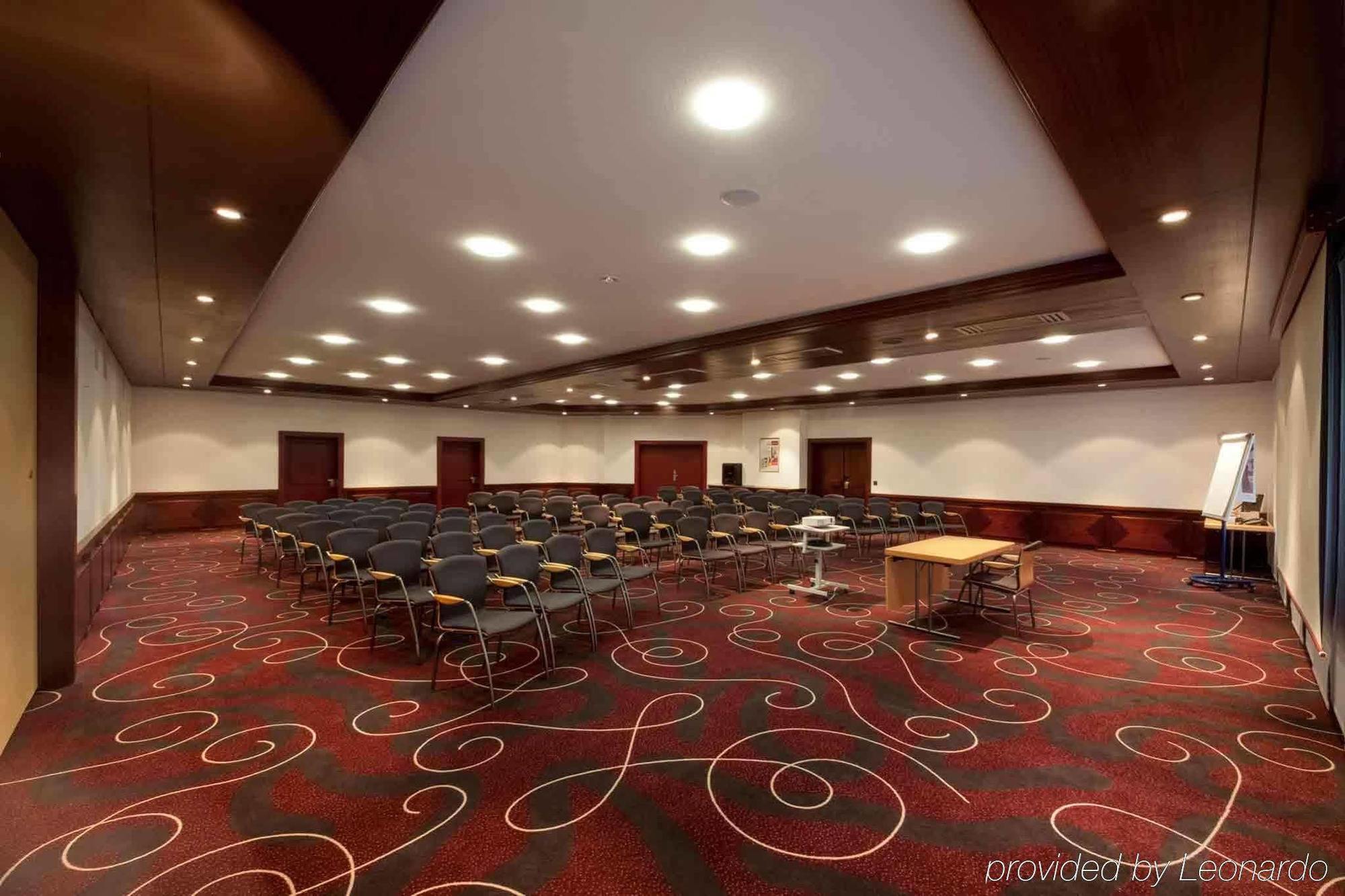 Mercure Hotel Muenchen Sued Messe Екстериор снимка